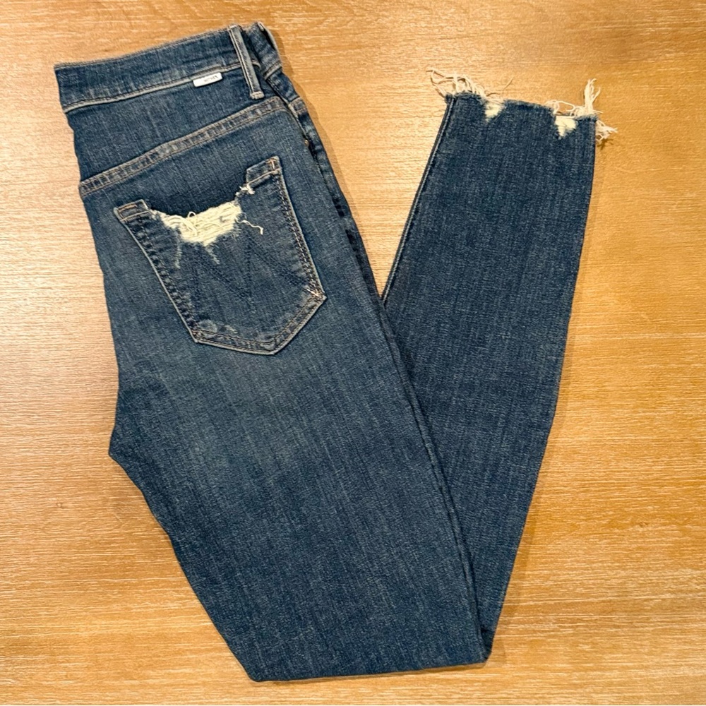 Mother The Stunner Chew Off Duty Mid Rise Skinny Jean Medium Wash Size 27
